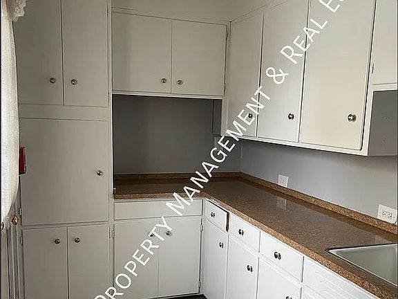 3rd image of 25 Rivulet St APT 1
