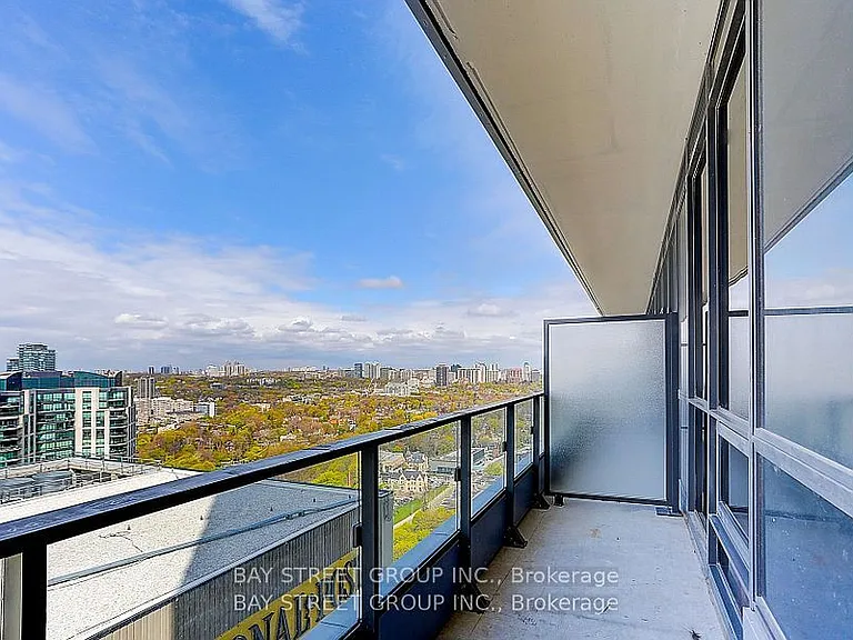 395 Bloor St E #2802 — Photo 3