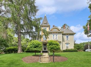 805 Abbott St W, Stillwater, MN 55082