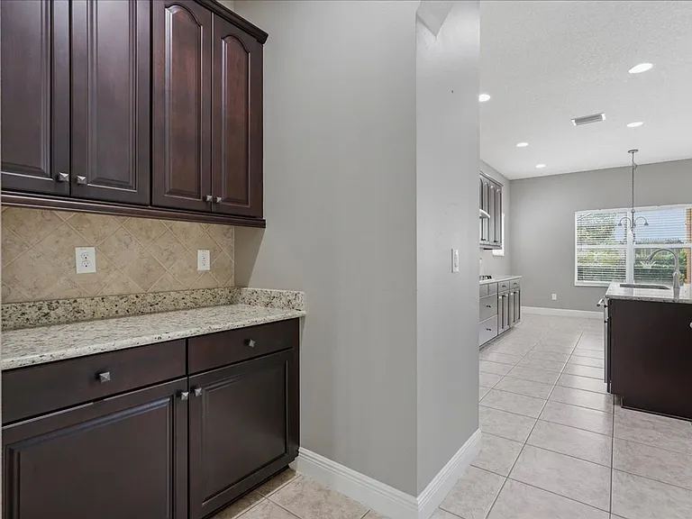 5333 Sagecrest Dr — Photo 16