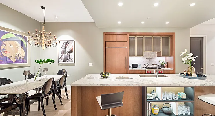 Sold by Compass | media 17