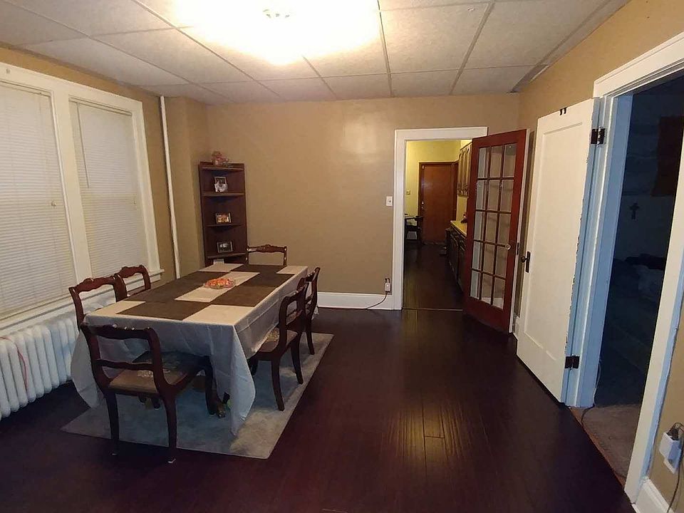 1st floor dining room