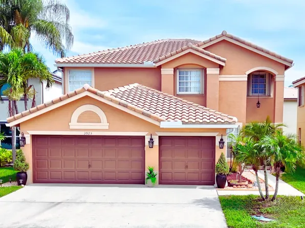3923 Westchester Way, Boynton Beach, FL 33436