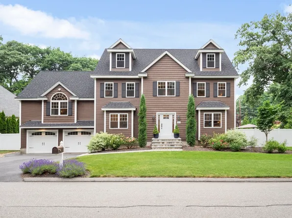 3 Mooney Rd, Burlington, MA 01803