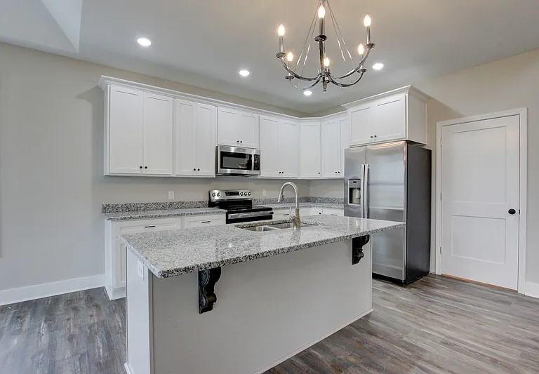 128 Riverbend Dr — Photo 26