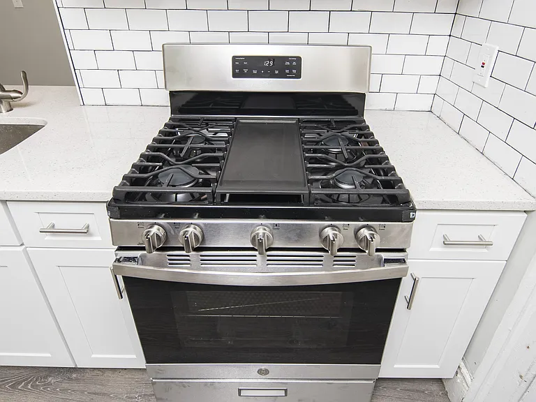 1820 Highland Ave #2 — Photo 5