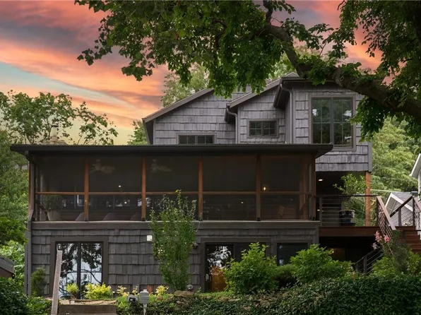 31 H St, Lees Summit, MO 64086