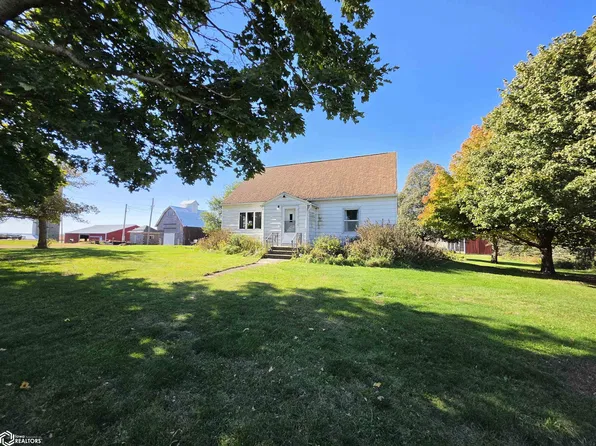 1525 Palm Ave, Goodell, IA 50439