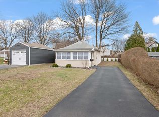 513 W Filbert St, East Rochester, NY 14445