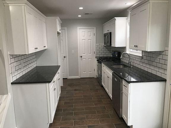 Newly Renovated kitchen