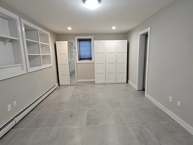 1677 State St #1B — Photo 4