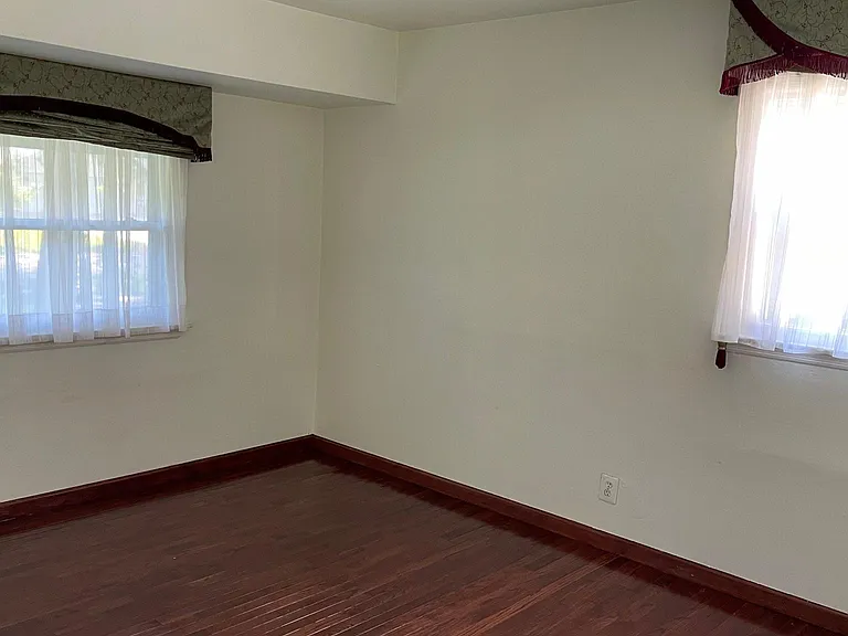 5 Dana Cir — Photo 12