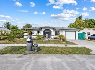 6221 SW 15th Ct, North Lauderdale, FL 33068