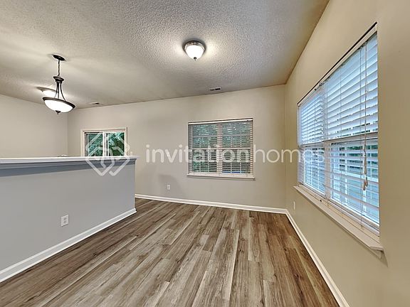 4th image of 4203 Holston Dr