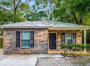 2140 Thomas Ct, Jacksonville, FL 32207