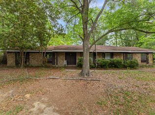 804 W Hinton Ave, Lumberton, MS 39455