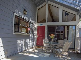 721 Arneill Rd, Camarillo, CA 93010