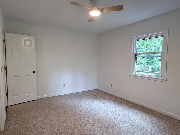602 Beechwood Lakes Dr — Photo 28