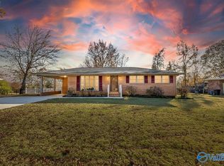 551 Reed Rd, Guntersville, AL 35976