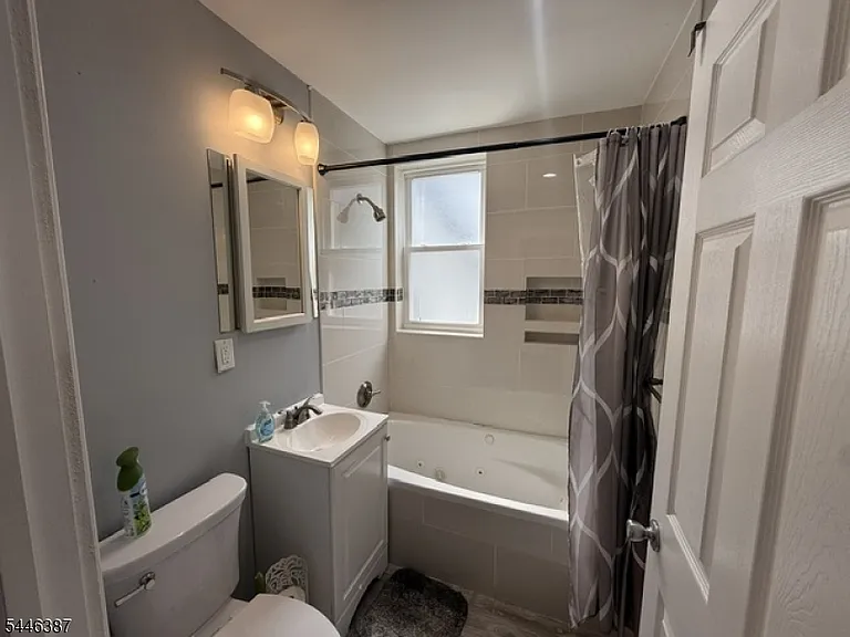 208 Laurel Ave — Photo 5
