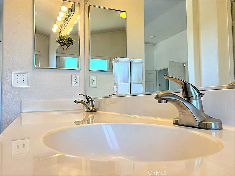 39883 Penina Way — Photo 33