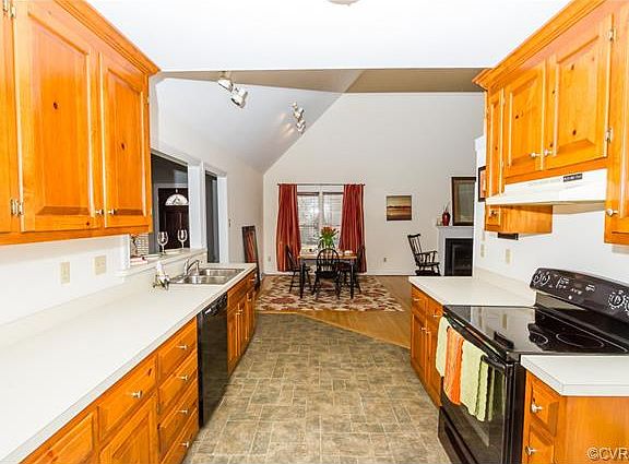 2nd image of 7073 River Pine Ct