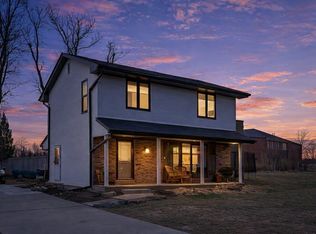 100 Linden Blvd, Pleasant Hill, IA 50327