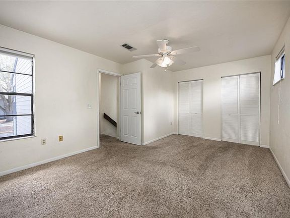 4th image of 4424 SW 20th Ln