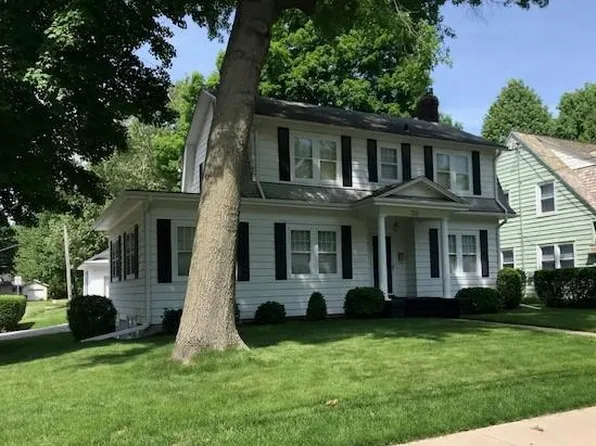 331 Melrose Ct, Iowa City, IA 52246