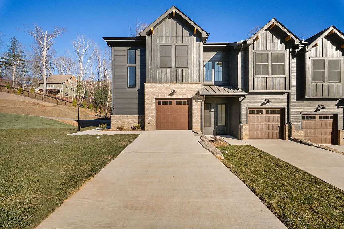 Building Photo - 109 Collin Pl #4