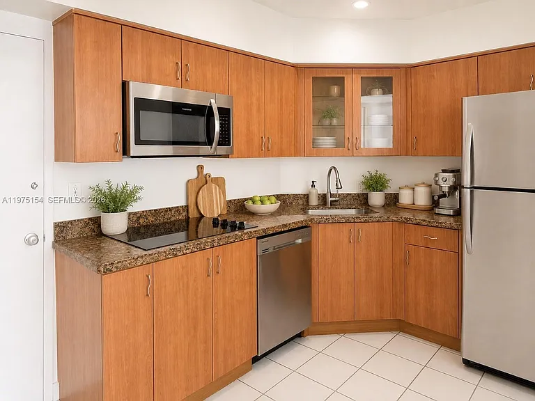1408 Brickell Bay Dr #404 — Photo 12
