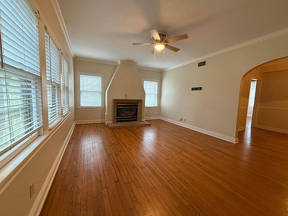 4th image of 308 E Rosewood Ave APT 3