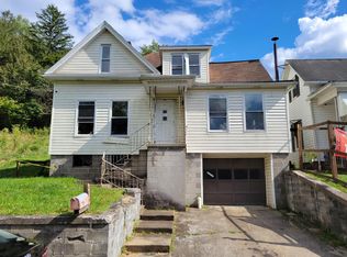 316 Highland St, Mannington, WV 26582