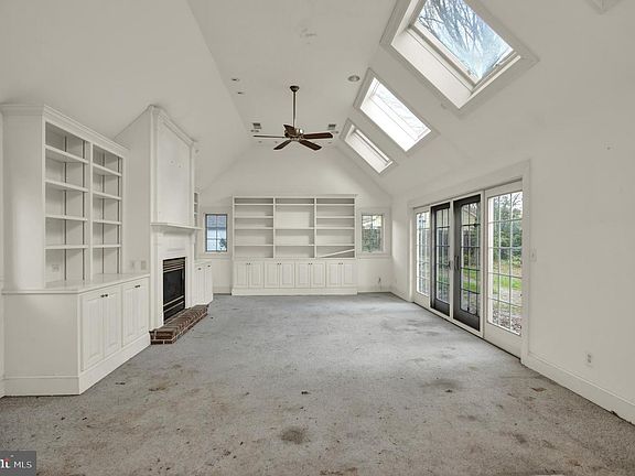 5th image of 200 Cedarcroft Rd