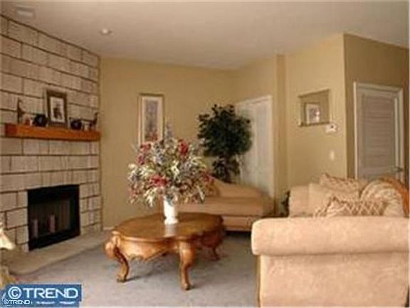 3rd image of 4 Bonnie Ct