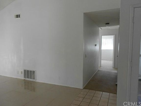 4th image of 15145 Dakota Ct