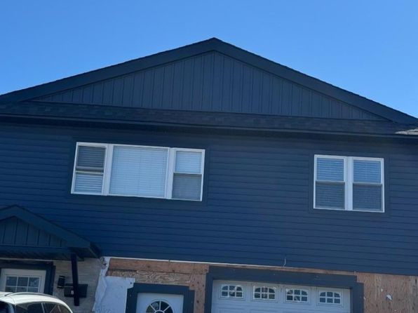109 King St