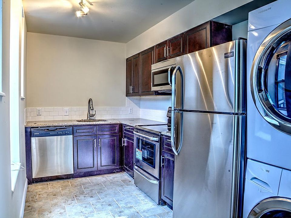 1st image of 5388 Pershing Ave