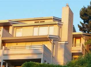 246 Forest Ln, Bellingham, WA 98225