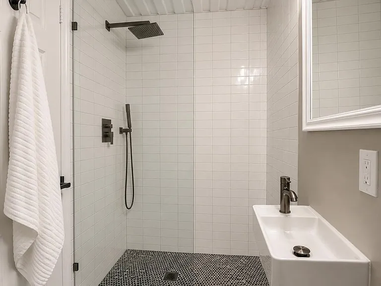 5036 Golden Forest Dr — Photo 7