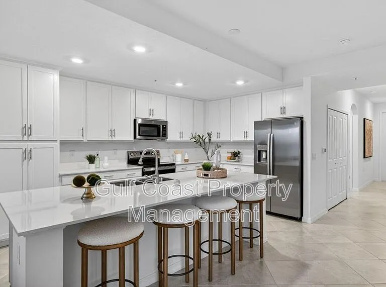 14201 Heritage Landing Blvd #1312 — Photo 11