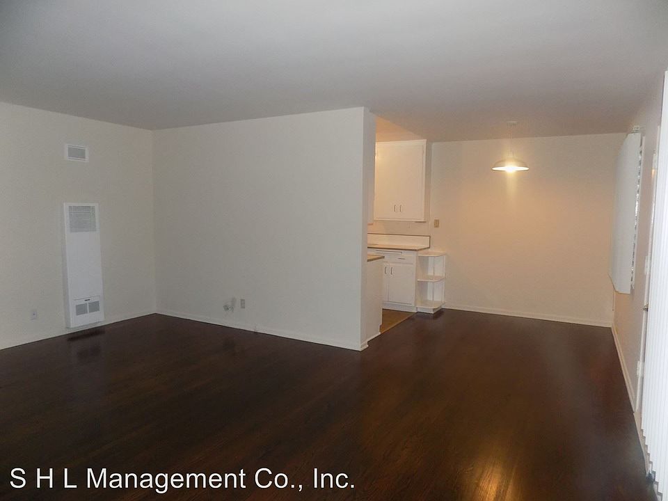 1st image of 1037 2nd St APT 1