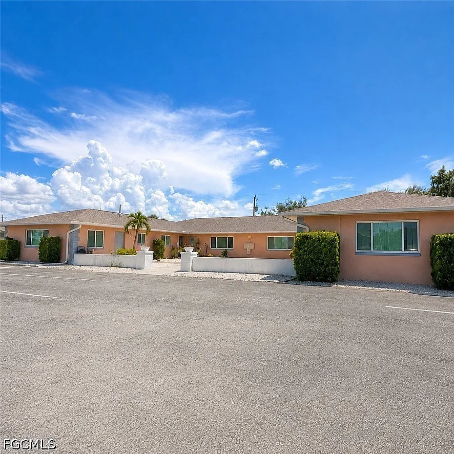 1 bed, 1.0 bath, 845 sqft, $1,195 — Photo 1