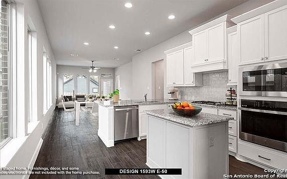 2nd image of 2512 Oxford Ridge