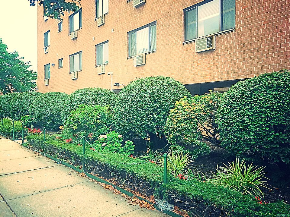 1st image of 6236 59th Dr APT 203