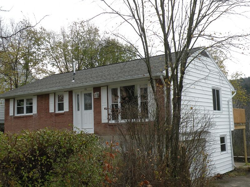 1st image of 20 Woodland Ave