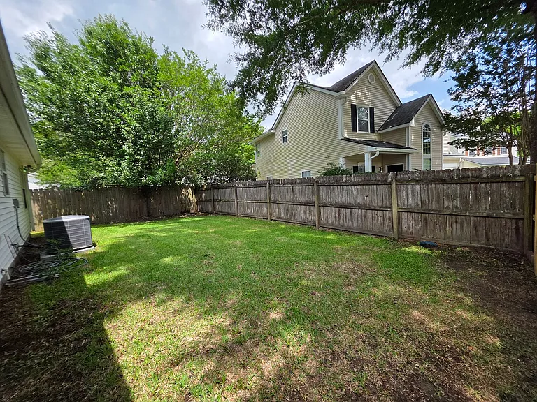 123 Toura Ln — Photo 27