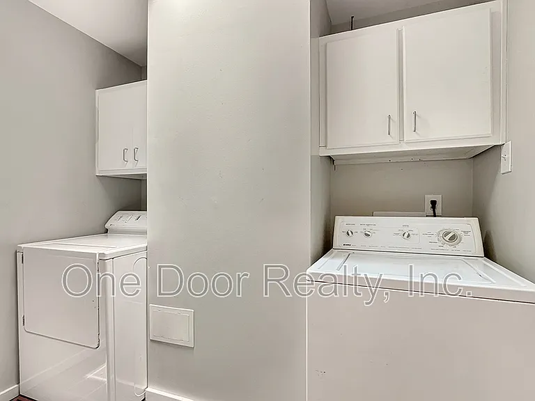 609 Indian Springs Ct — Photo 12