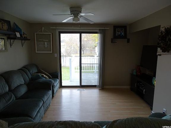 5th image of 1089 Shannon Cir
