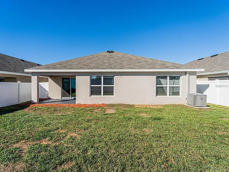 13748 Wineberry Dr — Photo 39